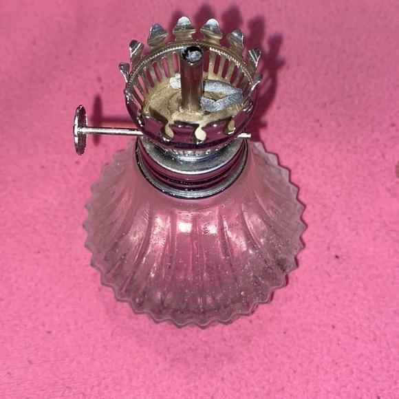 Old antique Crystal torch flame light hard to read the bottom is the maker - Picture 5 of 7